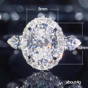 Anello con Diamante Taglio Ovale F921, Colore D Naturale, Stile Classico da Donna con Halo per Fidanzamento - Product Image 5