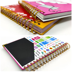 A5 Nhà Sản Xuất Trẻ Em Bìa Giấy Tùy Chỉnh In Ấn Xoắn Ốc Tạp Chí - Product Image 3