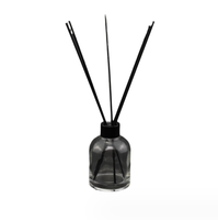 Bouteille de diffuseur en verre de luxe de 150ml avec bouteille de parfum de parfum d'arôme de bâton de roseau ronde