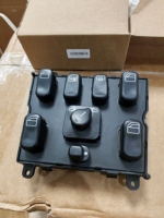 QSF 1638206610 es adecuado para el interruptor del botón de elevación del cristal de la ventana eléctrica del vehículo Mercedes-Benz ML320 de 1998-2003