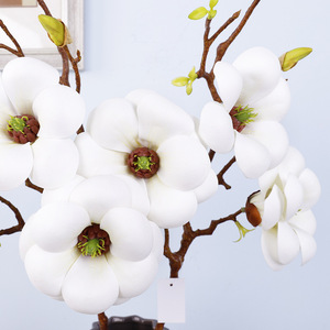 Flores Artificiales de Magnolia Kapok de Tamaño Mediano QIHAO, Plástico PU de Alta Simulación, Decoración para el Hogar - Product Image 3