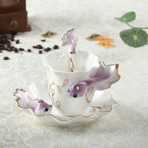 Tasse et assiette en céramique émaillée à motif de poisson rouge, best-seller, cadeaux créatifs de Noël - Product Image 3