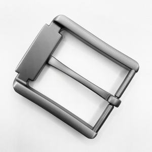 Nouvelles boucles de ceinture décontractées en alliage de zinc de style coréen pour hommes et femmes - Product Image 3