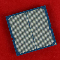 Prosesor Desktop AMD Ryzen 7 9700X Baru dalam Kemasan Tray, Dilengkapi Arsitektur Zen 5 dan Clock Dasar 3.8GHz.