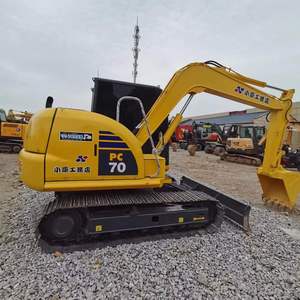 รถขุดไฮดรอลิกขนาดเล็ก Komatsu PC70 มือสอง 7 ตัน เครื่องยนต์เทอร์โบ ระบบเกียร์ควบคุมด้วย PLC ประสิทธิภาพสูง ชั่วโมงการทำงานต่ำ - Product Image 1