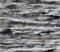 Fil de cachemire Rongrun mélangé avec du fil d'or 1/2.2NM 42% cachemire 36% polyester 9% nylon 13% soie de mûrier en tube