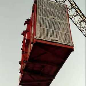 <span class=keywords><strong>Sc200</strong></span>/<span class=keywords><strong>200</strong></span> Gebruikte Bouwtakel | Passagier & Materiaallift 0-33 M/min | Tweedehands Bouwlift - Product Image 6