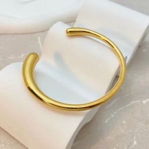Bracelet ouvert bohème multicolore pavé de CZ et de perles |   Acier inoxydable plaqué or 18K PVD |   Imperméable, hypoallergénique et inaltérable - Product Image 4