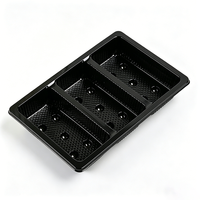 Boîte blister noire mate sur mesure, plateau en plastique à compartiments multiples pour le stockage séparé des pâtisseries, des biscuits et des en-cas