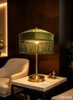 Lampe de table vintage en velours vert avec pompon, alimentation électrique AC/DC, base en fer, lampe décorative de chevet, chambre à coucher, salon, hôtel