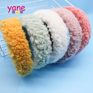 女性の冬のスタイルフェイクファーリーヘッドバンド新しい到着ファッショナブルなLambswoolヘアアクセサリー - Product Image 3