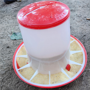 Comedero <span class=keywords><strong>de</strong></span> Pollo Multi-Tamaño <span class=keywords><strong>de</strong></span> 1.5-10 kg, Comedero <span class=keywords><strong>de</strong></span> Plástico <span class=keywords><strong>para</strong></span> Aves <span class=keywords><strong>de</strong></span> Corral <span class=keywords><strong>para</strong></span> Granjas - Product Image 3