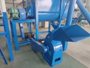Nouvelle <span class=keywords><strong>machine</strong></span> à granulés d'aliments 500 kg/h pour volailles, bétail, élevages, moutons, poulets, porcs, avec broyeur, mélangeur, pelletiseur et refroidisseur - Product Image 4
