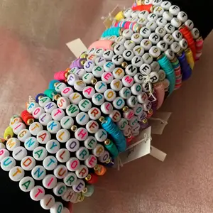 Bracciali Heishi arcobaleno per le donne bracciali con perline di argilla per ragazze braccialetti di amicizia elasticizzati a disco Boho Summer Beach Jewelry Gift