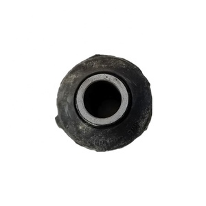บูชแขนควบคุมอะไหล่รถยนต์ MB584166 - Product Image 3