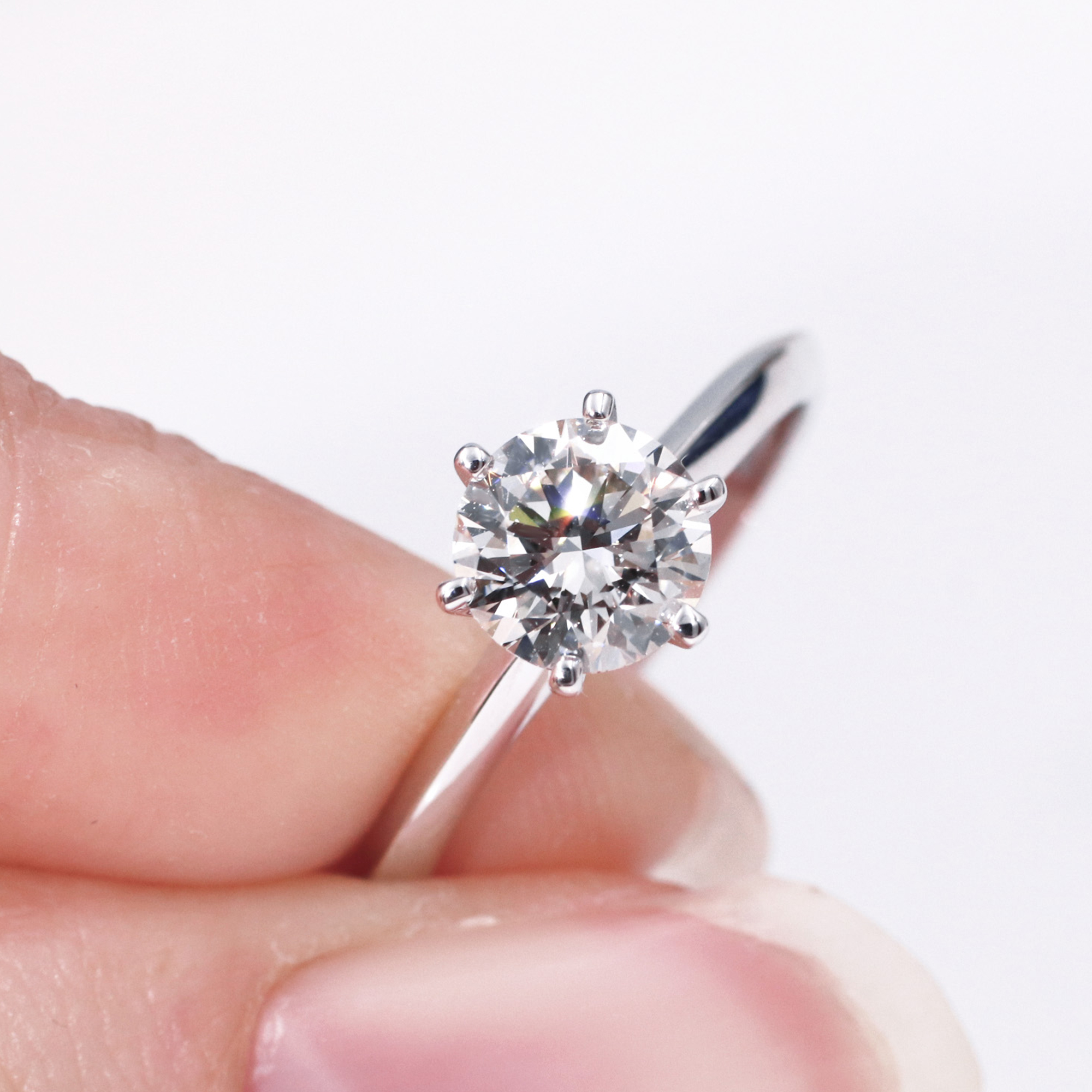 YMRC38 F SI2 1.05CT