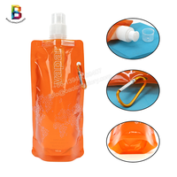 Bouteille de sport pliable personnalisée sac à eau en plastique sac pochette pour boisson avec clip