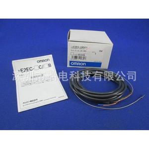 Omron E3NX-FAH11 Photoelectric <b>Sensor</b> 10 To 30V DC PNP Output Near Sensing Method - Product Image 2