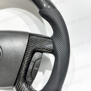 Volant en fibre de carbone noir pour Chevrolet Silverado avec cuir perforé pour Chevrolet Accessoires de voiture personnalisables Hot - Product Image 3