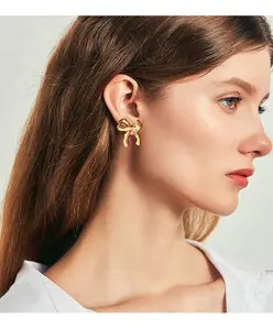 Personalizado coreano chapado en oro blanco grueso gran forma de corazón largo borla dos tonos latón arco Stud pendientes encanto colgante pendiente Mujer - Product Image 2