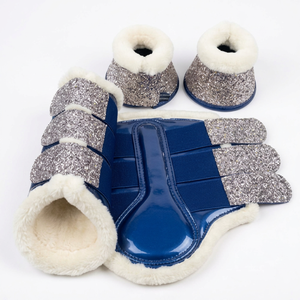 Bottes de protection pour chevaux TAK modèle 1185, couleur unie bleu avec accents pailletés, en cuir PU, doublure en polaire pour la protection des jambes du cheval - Product Image 1
