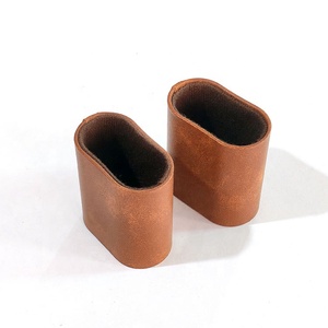 Gobelet à dés en cuir PU de petite taille, gobelet à dés brun, gobelet à dés silencieux sans dés, gobelet à dés portable pour le backgammon - Product Image 1