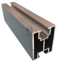 Cadre de support en aluminium industriel personnalisé, solide et flexible, rail de montage solaire pour toits métalliques