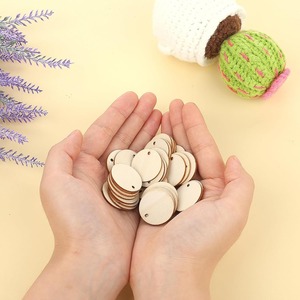 100PCS 0.08 Inch Blank Rodada Ornamentos De Madeira Recortes Pingentes Círculo De Madeira para DIY Craft Decoração Laser Engraving