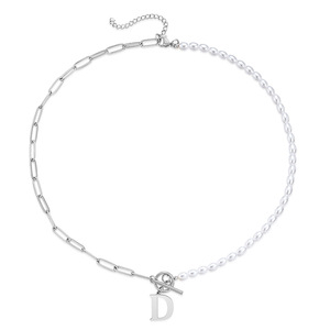 Collier chaîne de clavicule en perles avec pendentif lettre A, imitation perle et fermoir trombone en acier titane, pour usage quotidien, tendance - Product Image 4