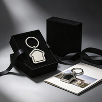 Porte-clés personnalisé en forme de maison, en métal vierge, gravure laser, directement de l'usine, pour cadeaux d'entreprise immobiliers, personnalisable