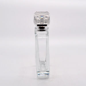 50 ml <span class=keywords><strong>rectangular</strong></span> transparente botella <span class=keywords><strong>de</strong></span> perfume <span class=keywords><strong>de</strong></span> <span class=keywords><strong>vidrio</strong></span> con cristal <span class=keywords><strong>de</strong></span> la tapa - Product Image 2