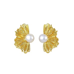 Pendientes de Perlas de Aleación de Zinc Chapados en Oro de Moda, Estilo Gótico en Forma de Abanico Irregular, de Alta Gama para Mujer - Product Image 6