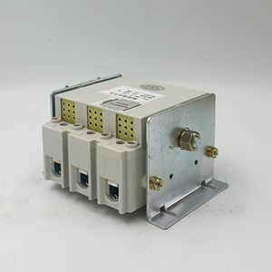 Interruptor de Inversión Trifásico de 3 Polos para Uso en Minería con Certificación - Product Image 2