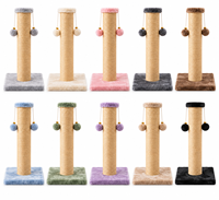 Griffoir pour chat en sisal, grand griffoir pour chat avec jouet à suspendre, base stable, meuble à griffer pour chat d'intérieur pour chatons