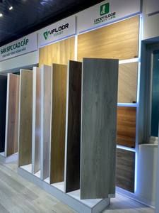 HAUTE QUALITÉ VIET NAM Plancher en vinyle SPC de luxe Plancher en vinyle imperméable 5mm 6mm 7mm - Product Image 5