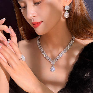 Ensemble de bijoux exclusif de luxe de Dubaï, couleur blanche, zircone cubique, collier, boucles d'oreilles, bracelet, bijoux de fête pour femmes - Product Image 2