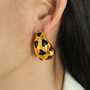 ต่างหูรูปหัวใจรูปหยดน้ำโลหะผสมสังกะสีสีดำสีขาวสำหรับผู้หญิงเครื่องประดับแฟชั่นปาร์ตี้ - Product Image 4