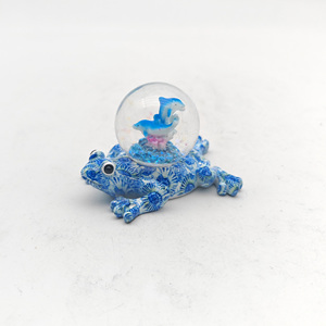 Globo de Agua Personalizado de Poliresina con Diseño de Cocodrilo y Rana en Bicicleta, Impresión por Transferencia de Agua, Globo de Nieve - Product Image 5