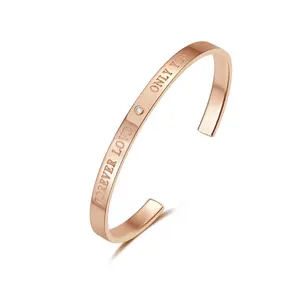 Venta al por mayor de pulseras de pareja de acero inoxidable personalizado y Zirconia brazalete de moda tallado 'Forever Love Only You' para mujeres - Product Image 1
