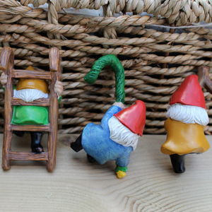 OEM ODM Nieuwe <span class=keywords><strong>Gnome</strong></span> Dwerg Bloempot Hangende Tuin Binnenplaats Balkon Beeldje <span class=keywords><strong>Ornament</strong></span> - Product Image 3