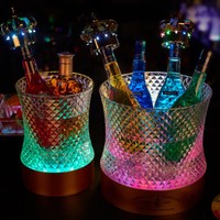 Seau à glace LED en plastique imperméable, surface lisse, style européen, taille personnalisée, pour boissons, utilisation intérieure/extérieure, promotion bar, haute qualité