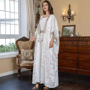013 Robe une pièce pour femmes musulmanes du Moyen-Orient Robe d'été dorée Abaya - Product Image 2