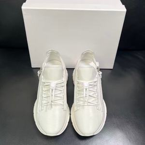 Calzado deportivo de diseño de alta calidad para exteriores, estilo sencillo, para todas las estaciones, con amortiguación antimicrobiana. Zapatillas básicas populares. - Product Image 4