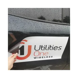 Fabrikant Pvc Gedrukt Zacht Magnetisch Logo Gestanst Cartoon Magneet Auto Stickers Met Gat Voor Koelkast Ander Gebruik