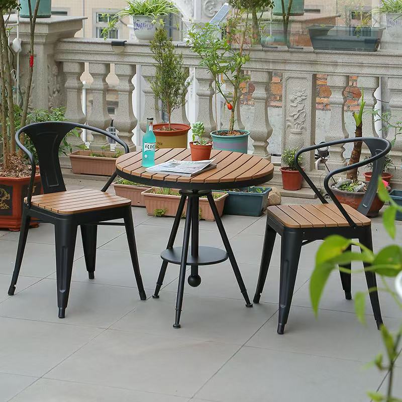 Table 70 cm de diamètre avec 2 chaises