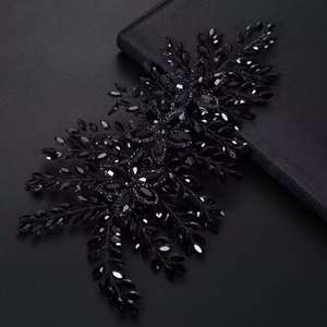 Vendite calde strass 3D Appliques abiti da festa neri con strass 3D filo lavoro cucito-On tecniche per borse indumenti scarpe - Product Image 4