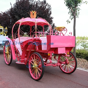 Magnifique calèche de luxe traînée par des chevaux, calèche de princesse avec calèche citrouille rose pour mariage, à vendre - Product Image 2