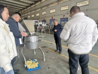 Trancheuse à haute efficacité 1000 kg/h, machine à découper les chips de pommes de terre électriques automatique pour usage commercial, taille en forme de vague, personnalisée
