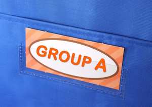 Organizador de Trabajo para el Aula con Gestión de Grupos Personalizable, Tabla de Bolsillos (Poliéster 420D, 40.5x26 pulgadas), Negro, Material Escolar Personalizado - Product Image 4