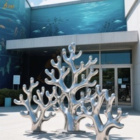 Entrée d'aquarium personnalisée pour l'extérieur 304/316SS Statue de corail de polissage miroir Sculpture de corail géante en acier inoxydable pour la décoration publique
